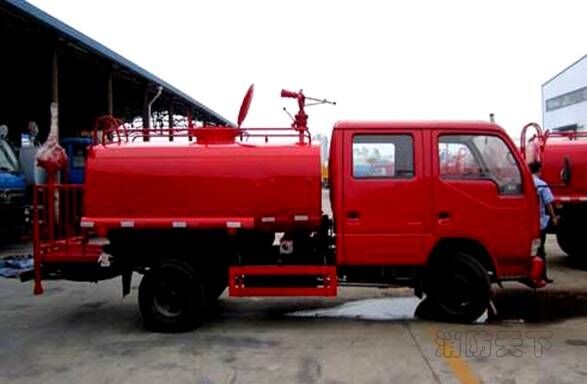 消防車，鄉(xiāng)鎮(zhèn)消防車 消防灑水車 灑水消防車